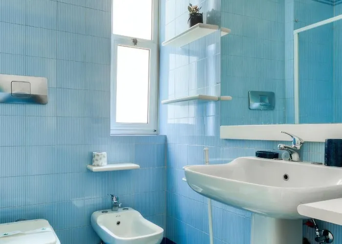 Apartment Bright Near Vatican By Rhr *